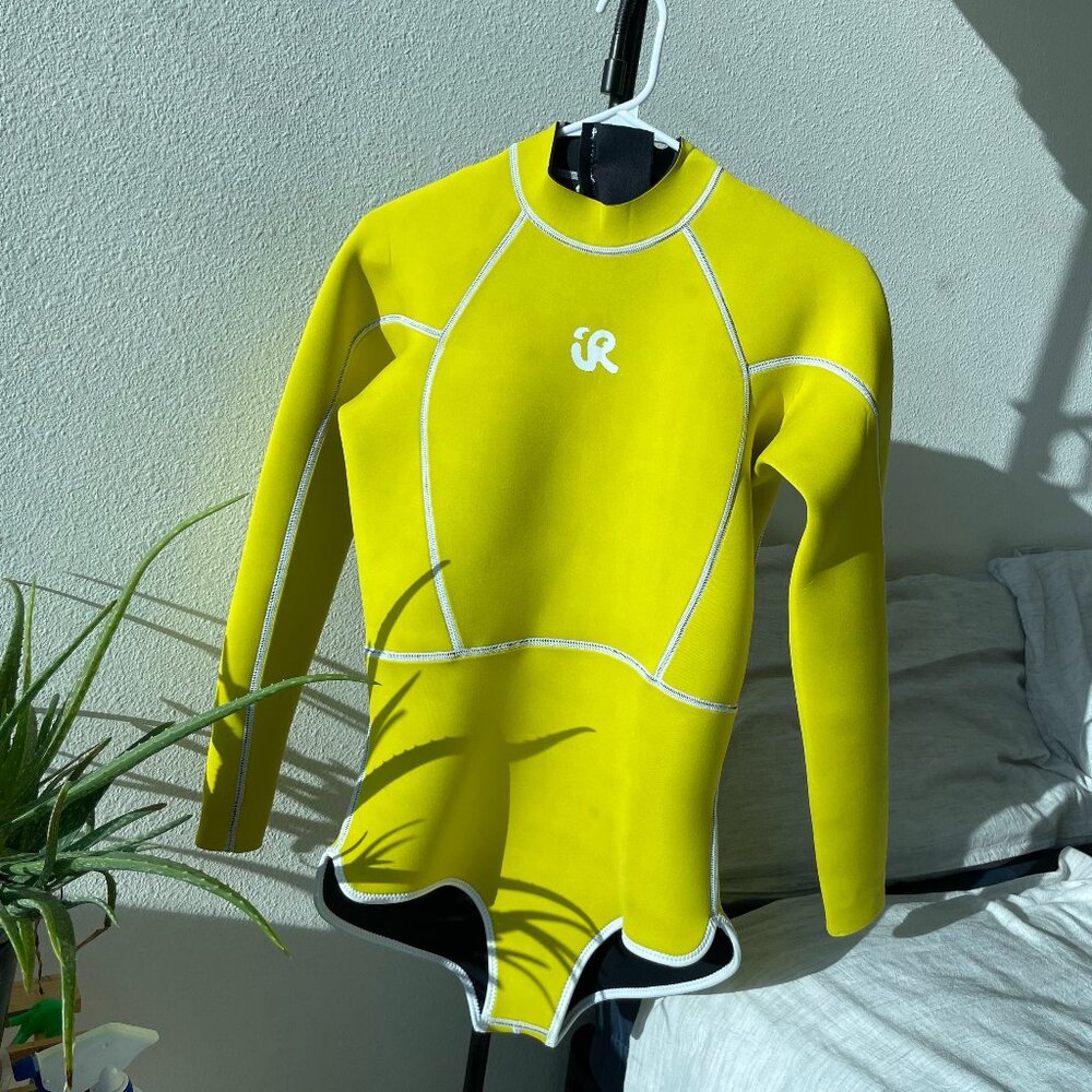 Inner Relm 2MM Springsuit Size XL New with Tags